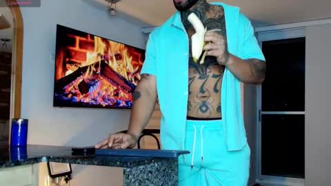 Snapshot of zain_diesel7 chatting on February 2026 02:48:02 AM INSTAGRAM yormanfit7 online show from February 2026 02:48:02 AM