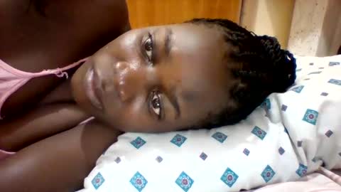 Snapshot of zainxxxx chatting on January 2025 06:35:01 AM zainxxxx online show from January 2025 06:35:01 AM