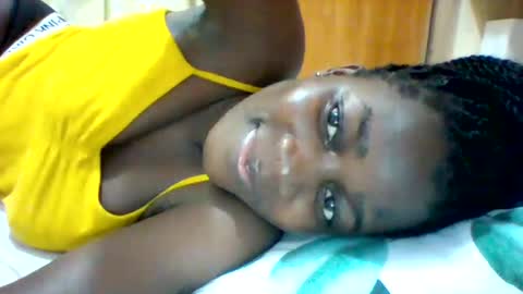 Snapshot of zainxxxx chatting on February 2025 08:33:02 PM zainxxxx online show from February 2025 08:33:02 PM