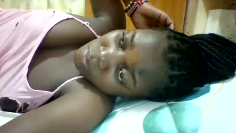 Snapshot of zainxxxx chatting on February 2025 07:37:02 PM zainxxxx online show from February 2025 07:37:02 PM