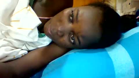 Snapshot of zainxxxx chatting on September 2025 07:08:01 AM zainxxxx online show from September 2025 07:08:01 AM