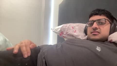 Zak27 online show from November 2025 10:36:01 AM