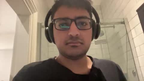 Zak27 online show from November 2025 11:45:01 AM