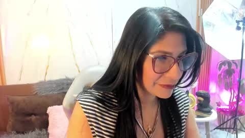 zamanthaa__ online show from October 2025 04:41:01 PM