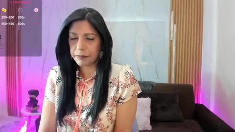 zamanthaa__ online show from November 2025 12:28:01 PM