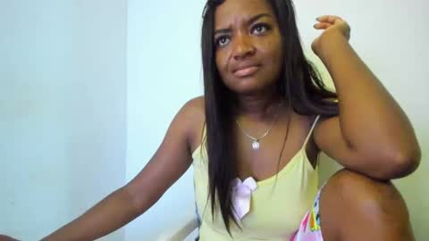 Zamara   online show from February 2025 10:32:02 AM