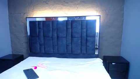 Zamara online show from November 2025 12:53:02 PM