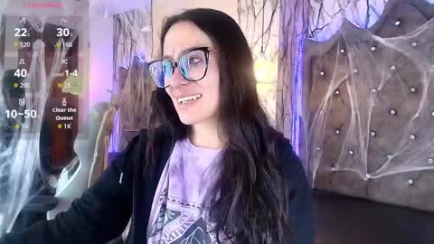   online show from November 2025 08:11:01 PM