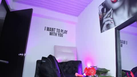 zamira_taylor online show from February 2025 01:53:02 AM