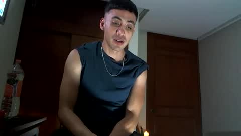 zamiruriel69 online show from November 2025 05:32:02 AM