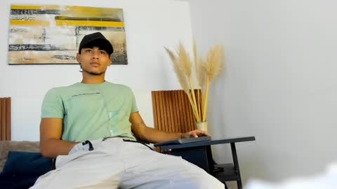 Zander online show from September 2025 01:00:02 PM