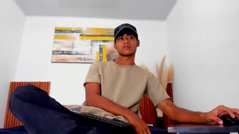 Zander online show from April 2026 01:58:02 PM