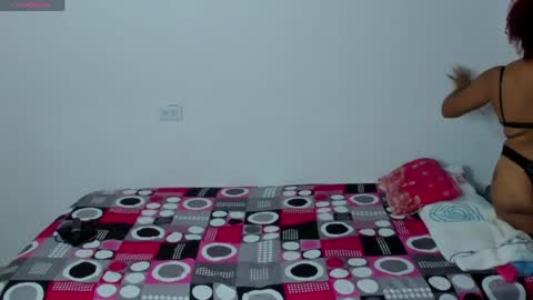 Snapshot of zandra_kiman chatting on May 2026 01:12:02 AM Zandra online show from May 2026 01:12:02 AM