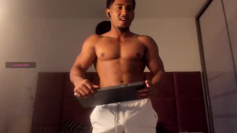 Zane Lux online show from March 2025 12:30:02 PM