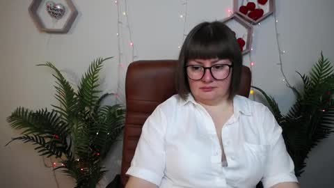 zannadreil online show from April 2026 06:47:01 PM