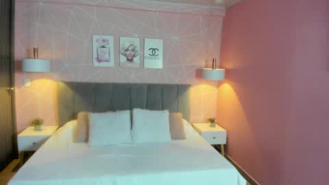 Snapshot of zara__sweet chatting on May 2026 03:42:02 PM Zara Sweet online show from May 2026 03:42:02 PM