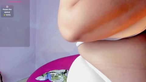 Snapshot of zara_holly_ chatting on May 2026 07:08:01 PM Zara online show from May 2026 07:08:01 PM