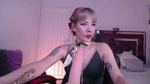 Snapshot of zaracollinx chatting on September 2025 01:43:01 AM Zara online show from September 2025 01:43:01 AM