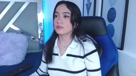 zaradames_ online show from January 2025 03:22:01 AM