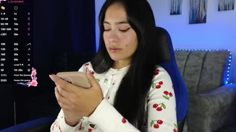 zaradames_ online show from January 2026 03:11:02 AM