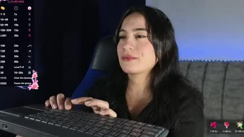Snapshot of zaradames_ chatting on May 2026 02:29:01 AM zaradames_ online show from May 2026 02:29:01 AM