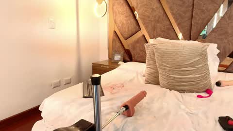 Zarah Andrews online show from February 2025 12:06:01 AM