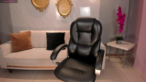 Zara  online show from March 2026 04:07:02 AM