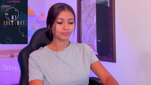 Zara Lim  online show from December 2024 12:50:02 PM