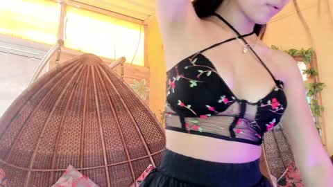 Zara Lim  online show from December 2024 06:15:02 PM