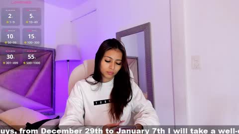 Zara Lim  online show from December 2024 12:01:02 PM