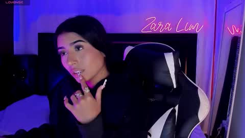 Zara Lim  online show from November 2025 02:17:02 AM