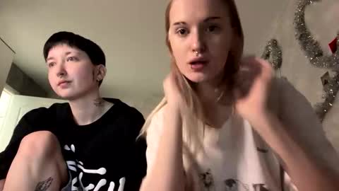 Snapshot of zaramontel chatting on December 2025 09:05:01 AM zaramontel online show from December 2025 09:05:01 AM