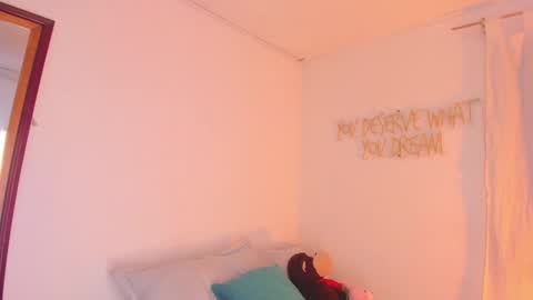   online show from September 2025 08:55:02 PM