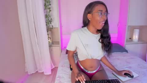 Snapshot of zaraprescott chatting on May 2026 08:16:02 PM SARA online show from May 2026 08:16:02 PM