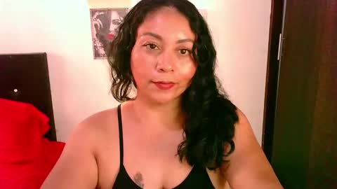 Snapshot of zaray_45bella chatting on January 2026 10:24:01 PM zaray online show from January 2026 10:24:01 PM