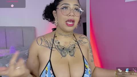 zaya_1 online show from November 2025 12:33:01 PM