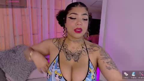 zaya_1 online show from November 2025 01:02:02 PM