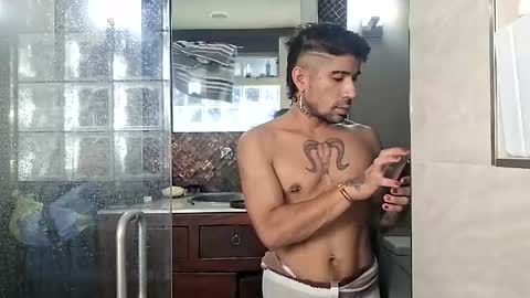 Snapshot of zayd3n69 chatting on May 2026 01:44:01 AM zayden online show from May 2026 01:44:01 AM