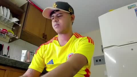 zaym_liam online show from April 2026 09:19:01 PM