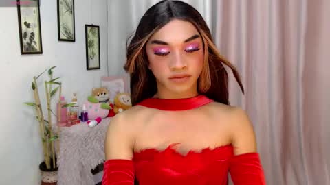 zaynelustts online show from December 2025 09:59:01 AM