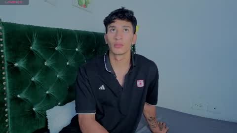 Snapshot of zaynmoretti chatting on June 2026 07:35:01 PM zaynmoretti online show from June 2026 07:35:01 PM