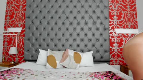 Karolyne online show from February 2025 02:13:02 PM