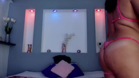 Karolyne online show from September 2025 11:34:01 AM