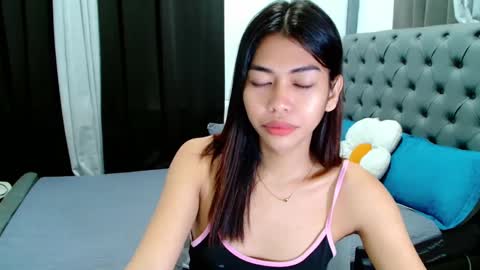 Zo online show from March 2025 01:43:02 PM