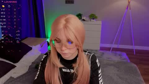 Snapshot of zelda_1 chatting on November 2025 11:43:01 AM Zelda online show from November 2025 11:43:01 AM