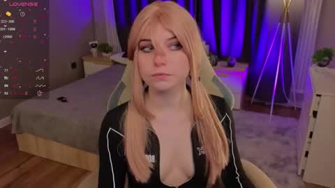 Snapshot of zelda_1 chatting on November 2025 06:57:02 PM Zelda online show from November 2025 06:57:02 PM