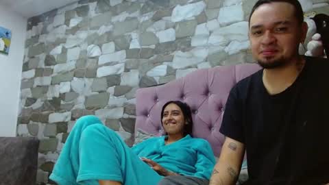 Zelda And Kuro online show from November 2025 03:30:01 AM