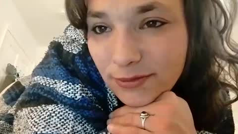 Snapshot of zellelajay2009 chatting on February 2025 11:05:01 PM KENDAL Kaylee online show from February 2025 11:05:01 PM