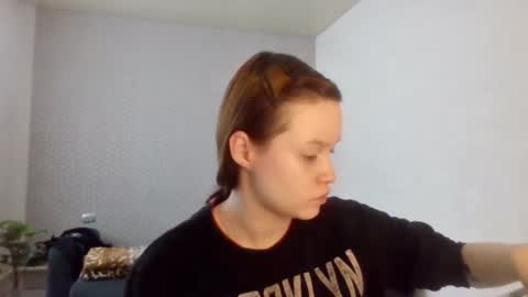 Snapshot of zenaidafairleigh chatting on March 2026 07:47:02 AM Ammy online show from March 2026 07:47:02 AM