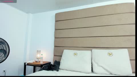 Zenda Evans online show from February 2025 04:15:02 AM